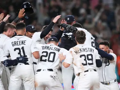 Red Sox fall to Tigers 10-9 on a Javier Baez walk-off home run in 11th