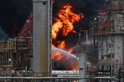 Large Martinez refinery fire blamed on lack of contractor personnel, insufficient training and supervision