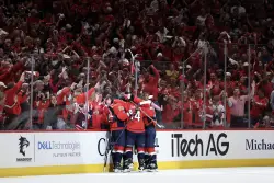 Ovechkin scores as the Capitals eliminate the Canadiens in 5, advance to play the Hurricanes